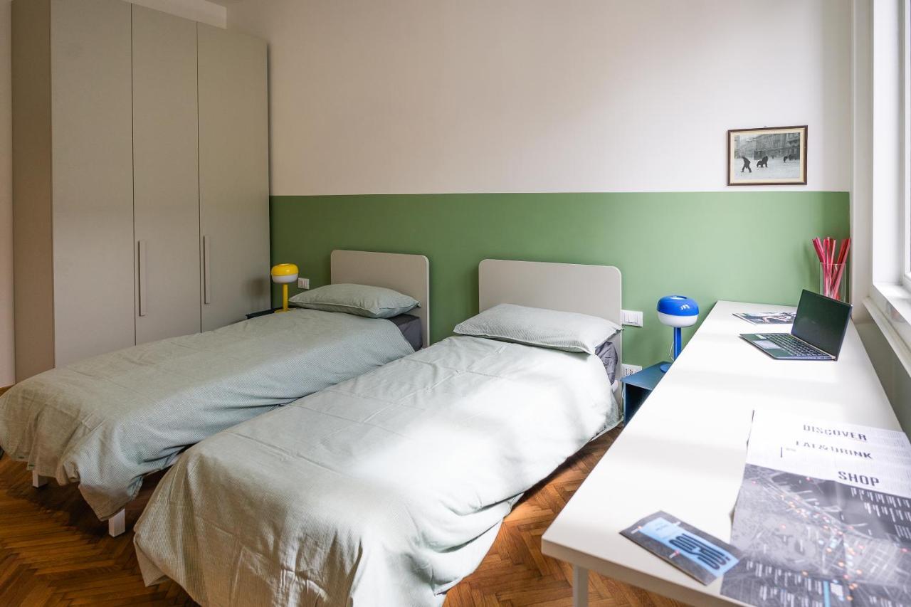 700MstazionecentraleAmpio Trilocale Con 2Balconi Trieste Dış mekan fotoğraf